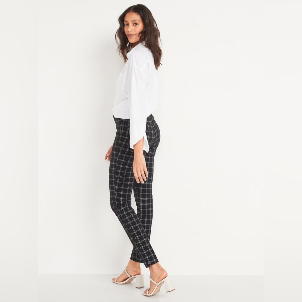 Old Navy Pixie Skinny Ankle Pants